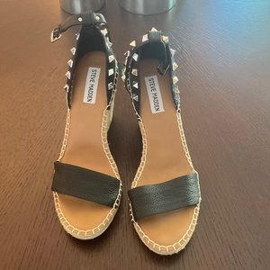 Steve by Steve Madden Studded Espadrille Wedge Sandal 8.5
